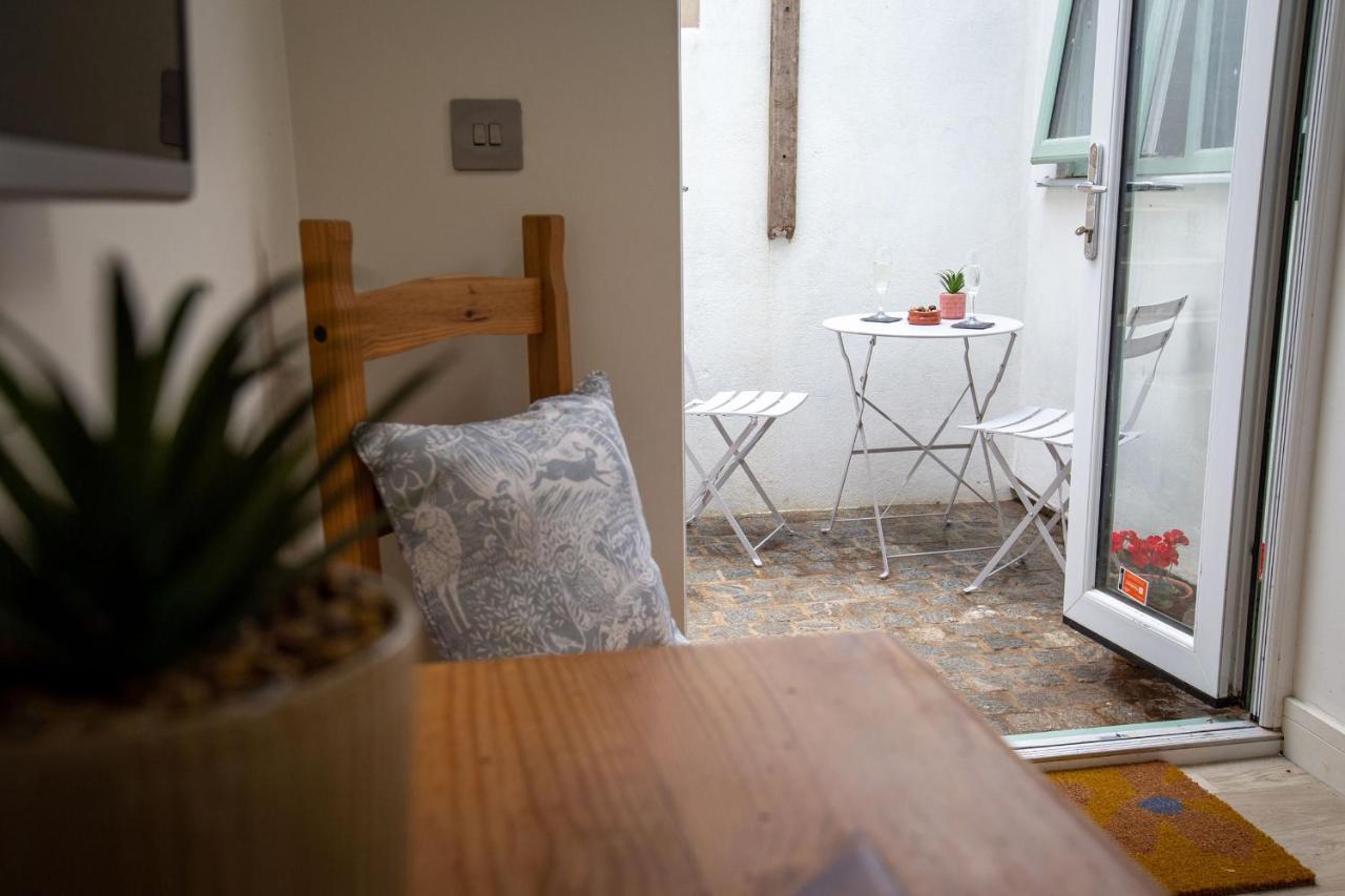 Sennen Cove Retreat Apartment ภายนอก รูปภาพ